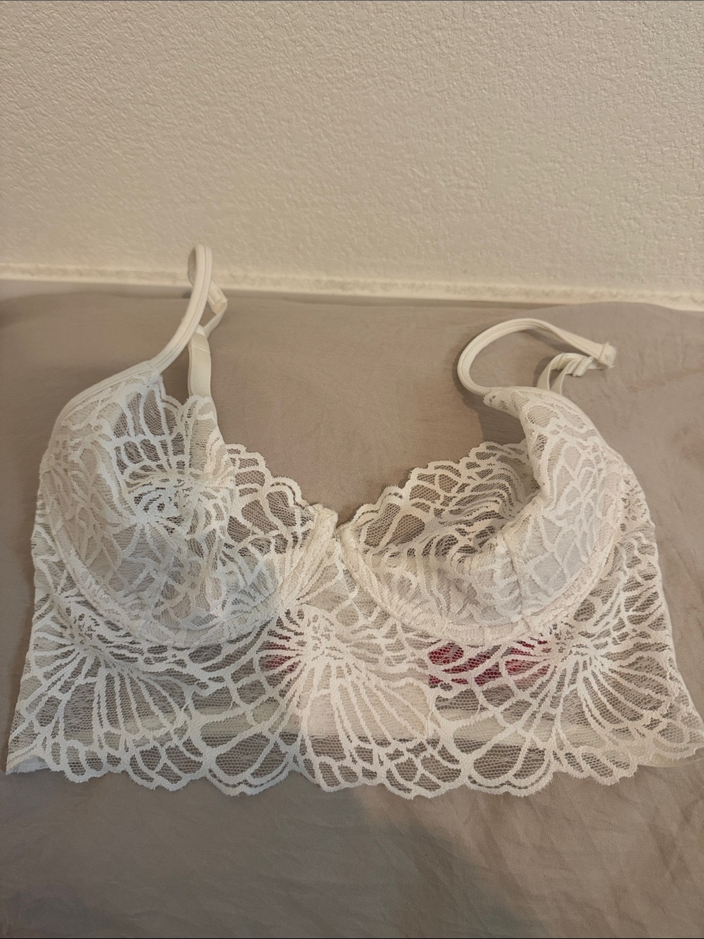 Natori White Lace Longline Bandeau Bralette